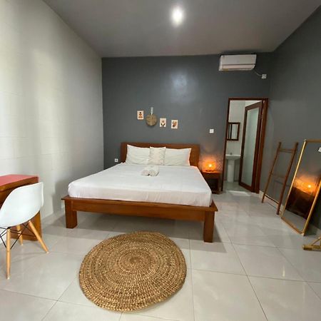 Tyana Private Room In Batu Bolong Canggu 21 Экстерьер фото